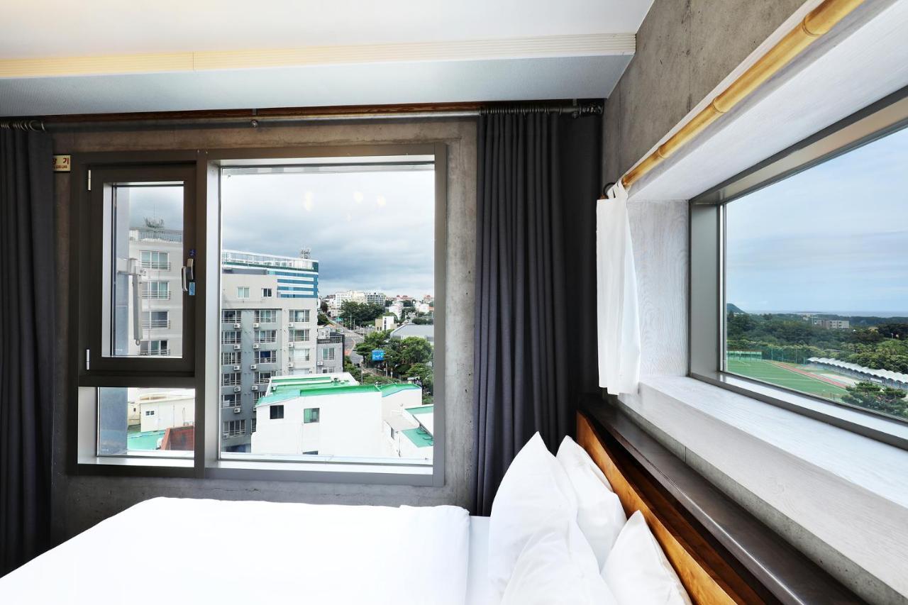 Cornerstone Hotel Seogwipo-stad Buitenkant foto